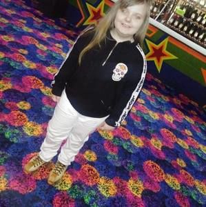 Meet your Posher, Abby